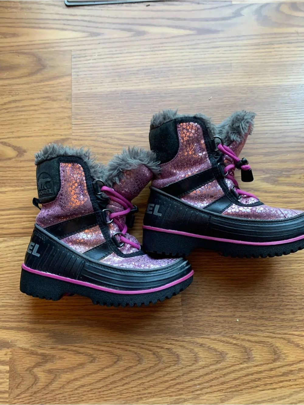 Sorel Kids Purple Glitter Snow Boots Faux Fur Collar Girl Size 12 Winter Boots
